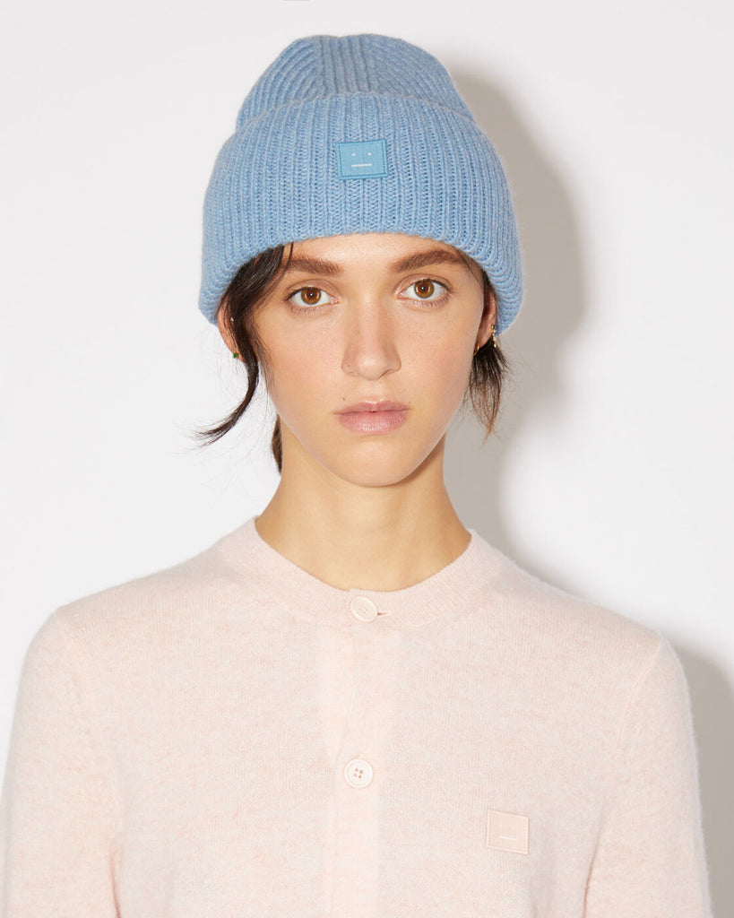 Acne shop face beanie
