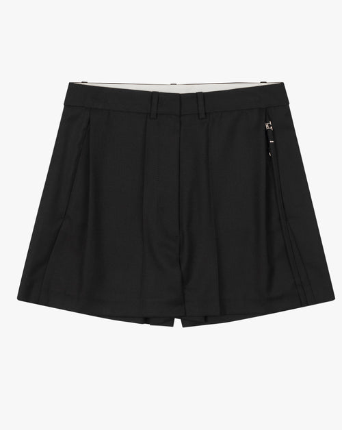 Low Waist Short