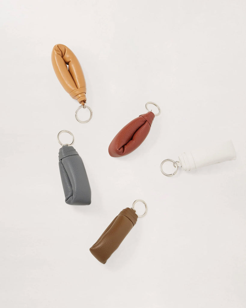 高い素材 LEMAIRE タグ、収納袋付き HOLDER KEY WADDED その他 