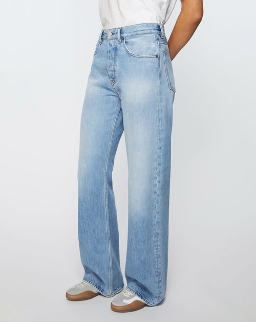 2021 Light Blue Vintage Jean