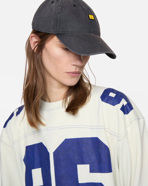 Face Stud Cap