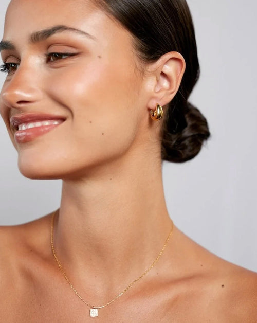 Golden Curve Hoops - Petite