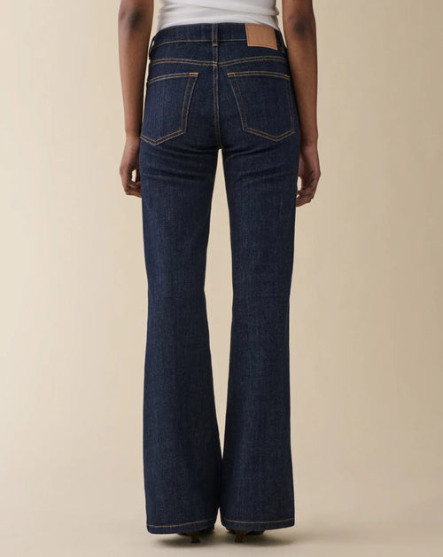 San Babila Jean
