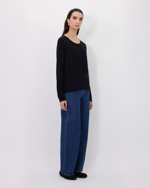 Ava Longsleeve T-Shirt