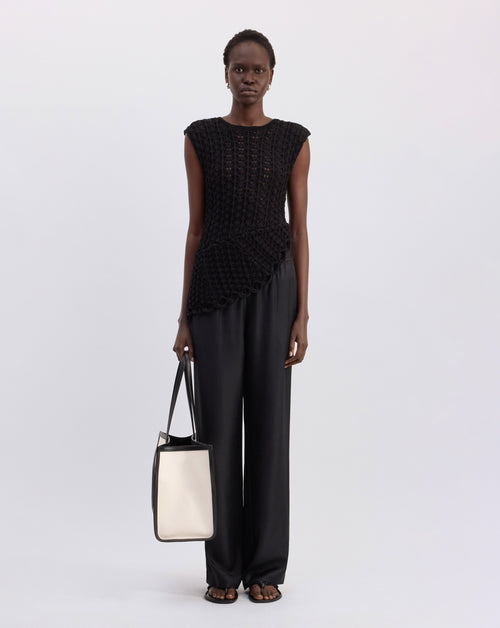 Saez Asymmetric S/less Top