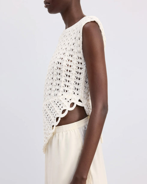 Saez Asymmetric S/less Top