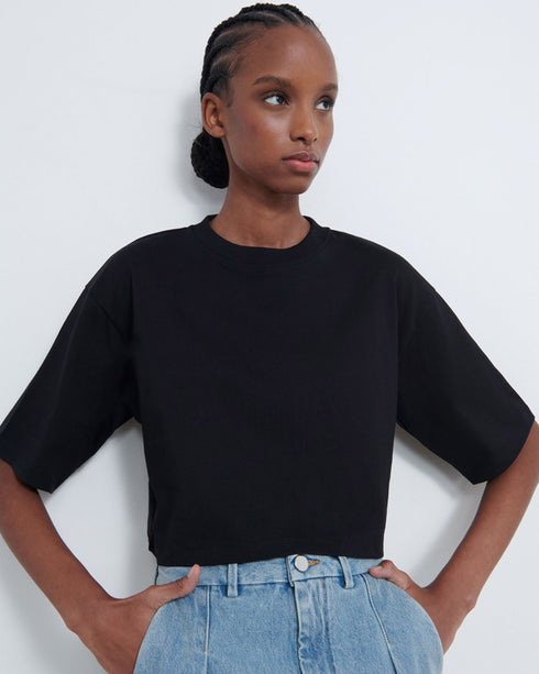Gupo Cropped T-Shirt