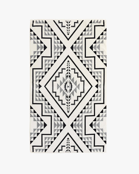 Oversized Jacquard Spa Towel