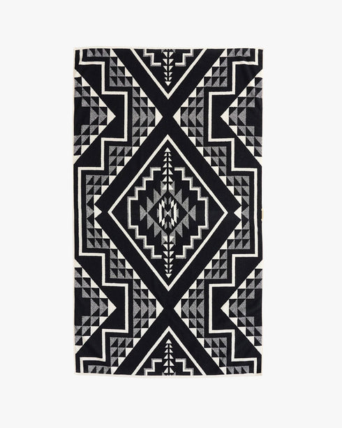 Oversized Jacquard Spa Towel