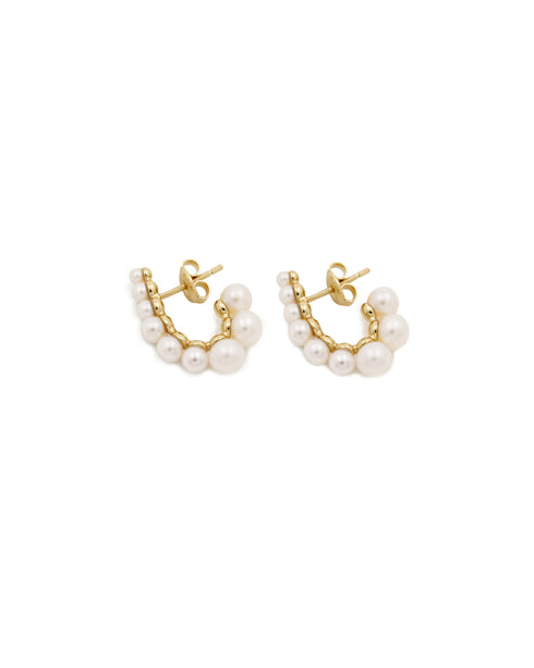 Curved Pearl Earring