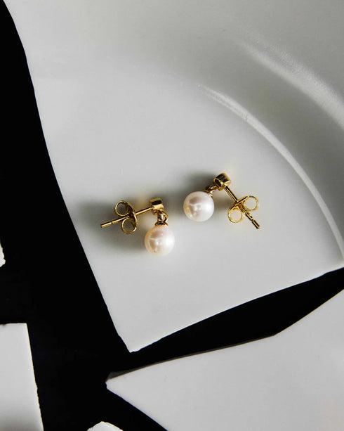 Odile Mini Pearl Earrings