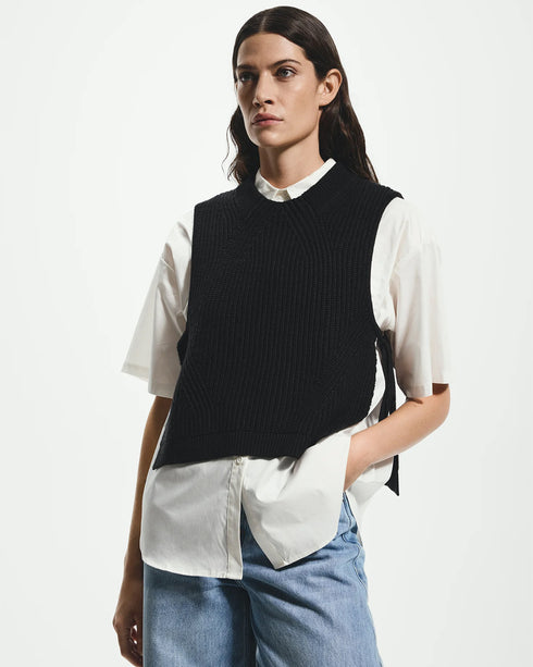 Phoenix Wool-Mix Vest