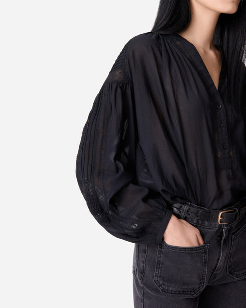 Nipoa Blouse