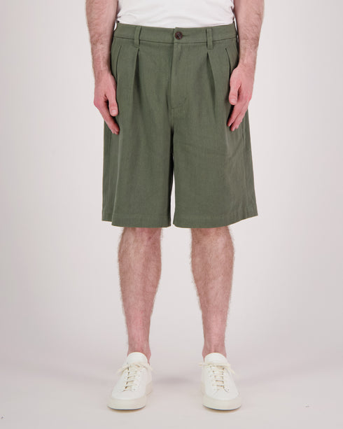 Double Pleated Wide Short