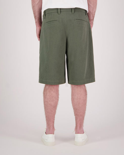 Double Pleated Wide Short